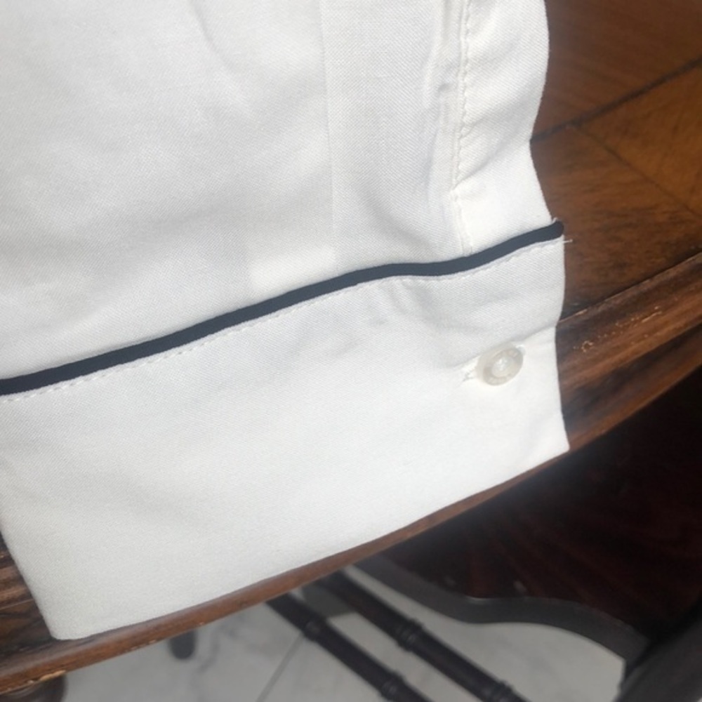 NWT Tahari top blouse size small white/blk trim Career white button up - Picture 4 of 7